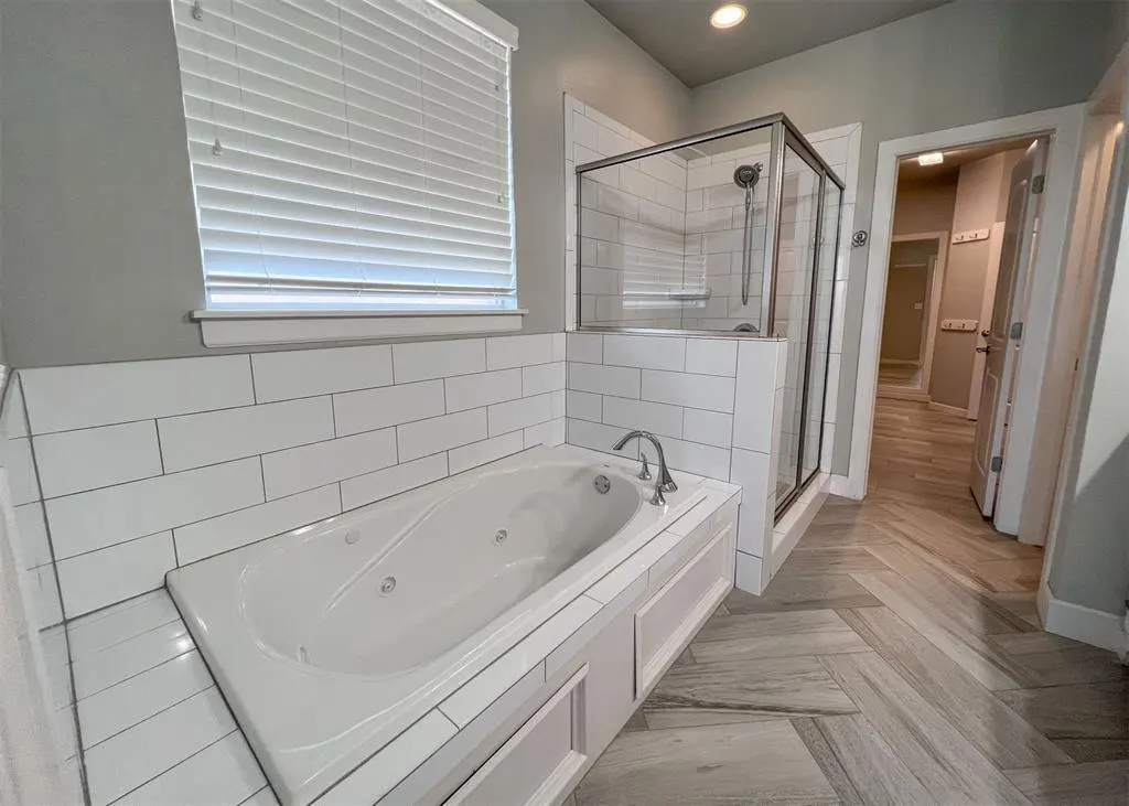 Photo 14 — 13601 Cobblestone Curve Road, Oklahoma City, OK 73142