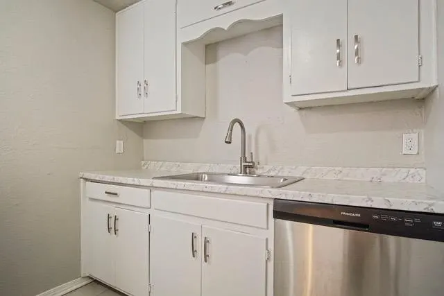Photo 6 — 1165 SE 19th Street, Oklahoma City, OK 73129