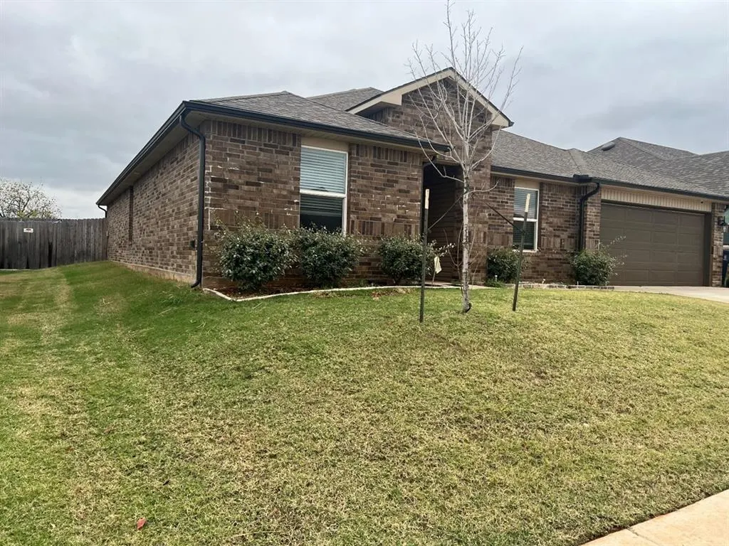 Photo 3 — 14416 Gravity Falls Lane, Oklahoma City, OK 73142