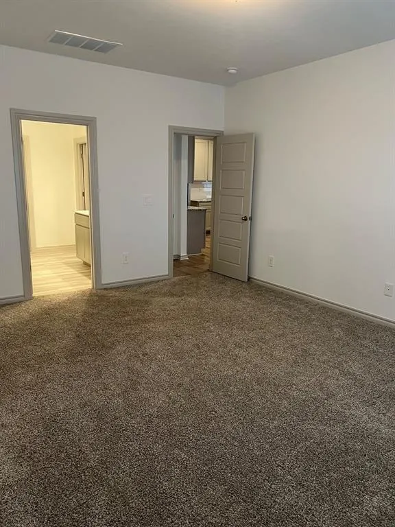 Photo 14 — 14416 Gravity Falls Lane, Oklahoma City, OK 73142