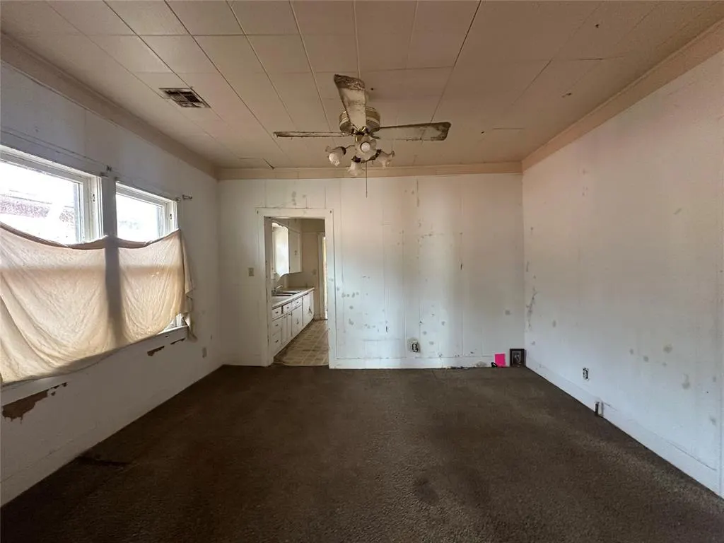 Photo 5 — 927 N Hobson Avenue, Shawnee, OK 74801