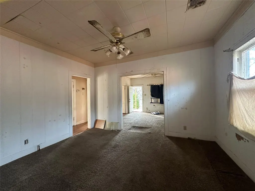Photo 6 — 927 N Hobson Avenue, Shawnee, OK 74801
