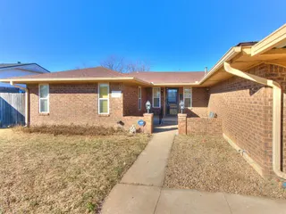 Sold home at 8817 S Charlotte Drive