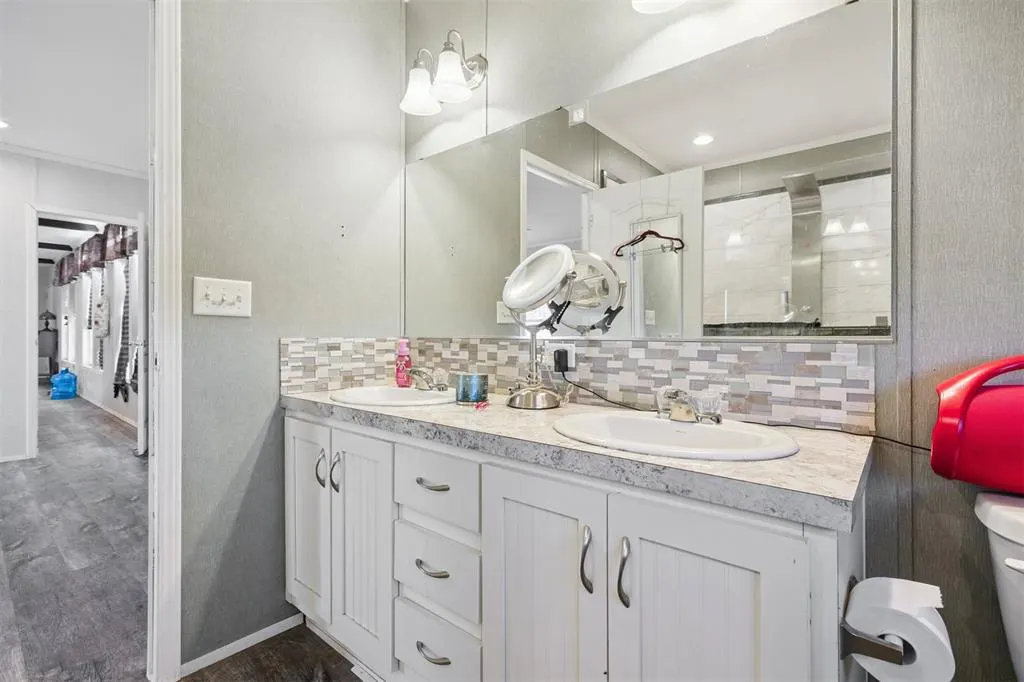Photo 16 — 10964 Olive Tree Lane, Marietta, OK 73448