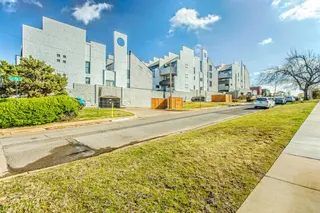 Sold home at 915 NW 7th Street #205