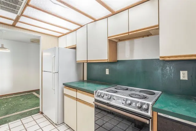 Photo 4 — 915 NW 7th Street 205, Oklahoma City, OK 73106