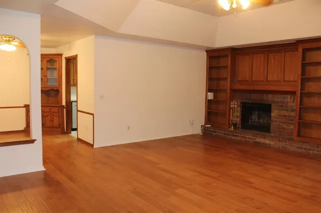 Photo 6 — 10601 Songbird Lane, Midwest City, OK 73130