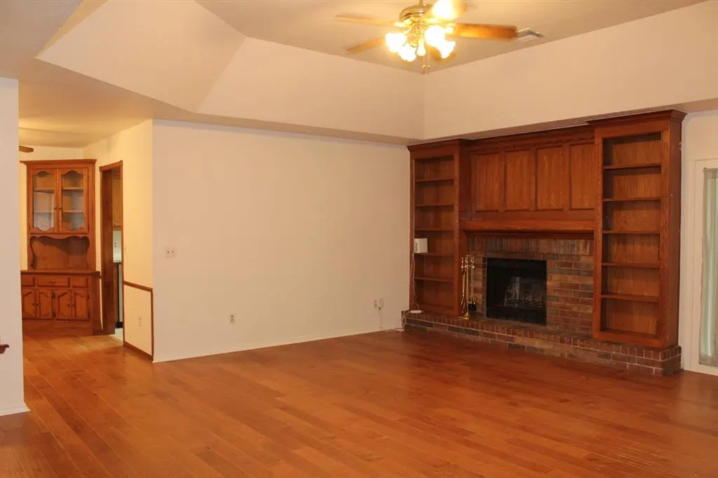 Photo 7 — 10601 Songbird Lane, Midwest City, OK 73130