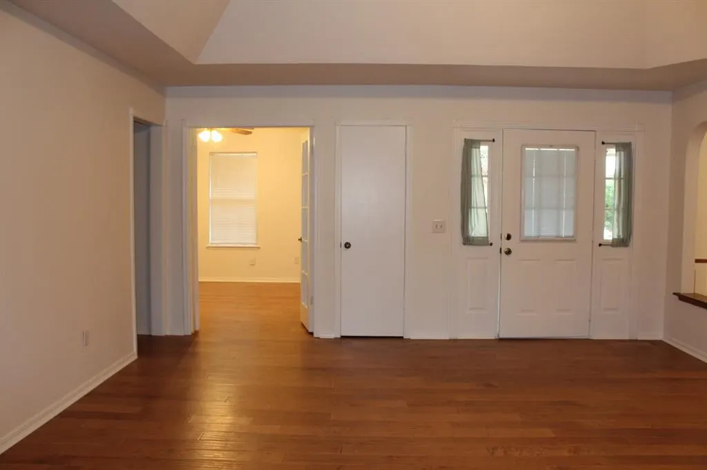 Photo 15 — 10601 Songbird Lane, Midwest City, OK 73130