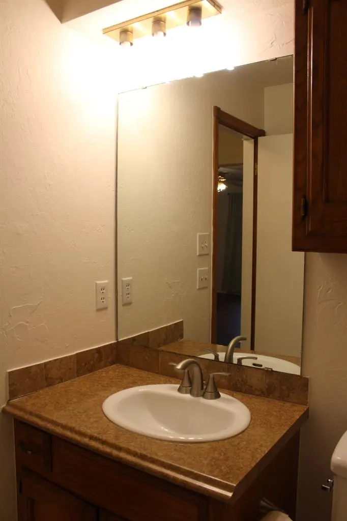 Photo 25 — 10601 Songbird Lane, Midwest City, OK 73130