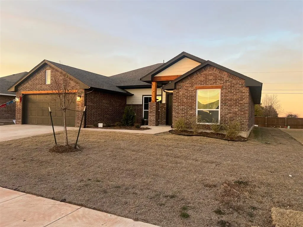 Photo 2 — 1007 SE 16th Terrace, Newcastle, OK 73065