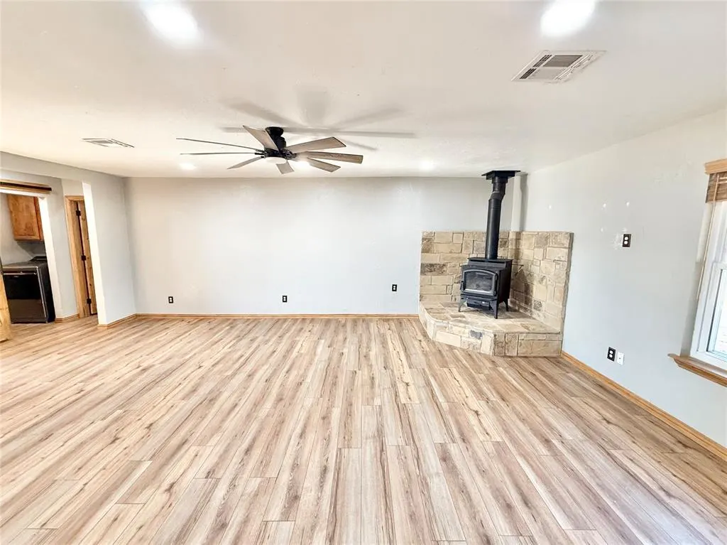 Photo 4 — 1531 Lincoln Street, Altus, OK 73521
