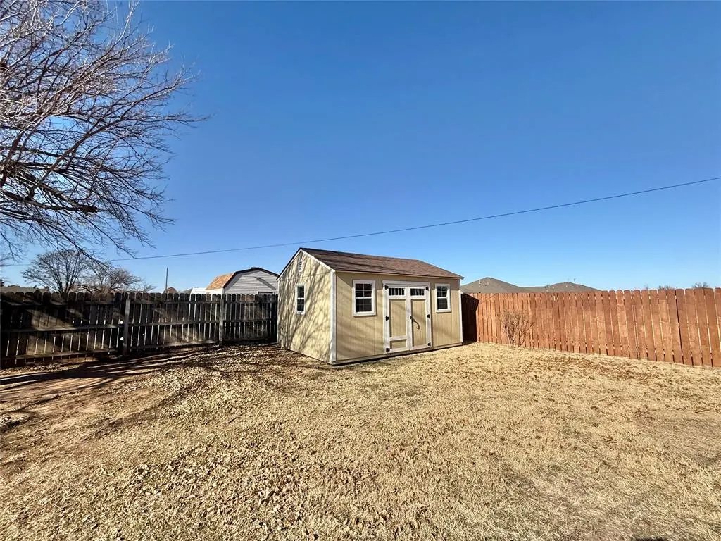 Photo 22 — 1531 Lincoln Street, Altus, OK 73521