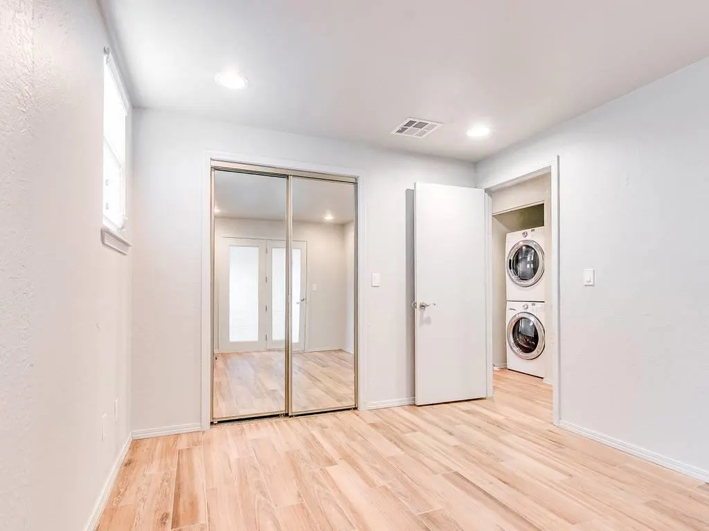 Photo 12 — 931 NW 7th Street 100, Oklahoma City, OK 73106