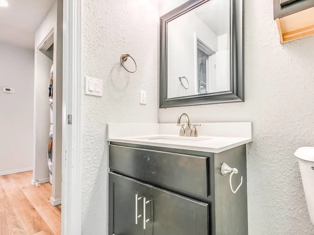 Photo 18 — 931 NW 7th Street 100, Oklahoma City, OK 73106