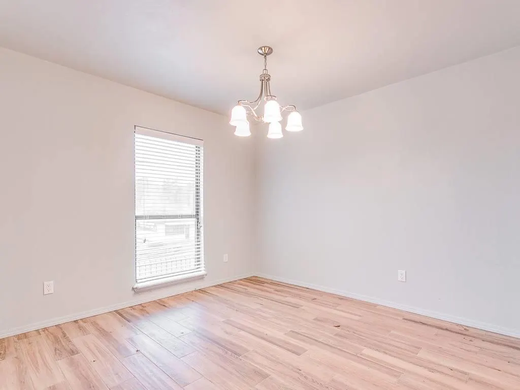 Photo 19 — 931 NW 7th Street 100, Oklahoma City, OK 73106