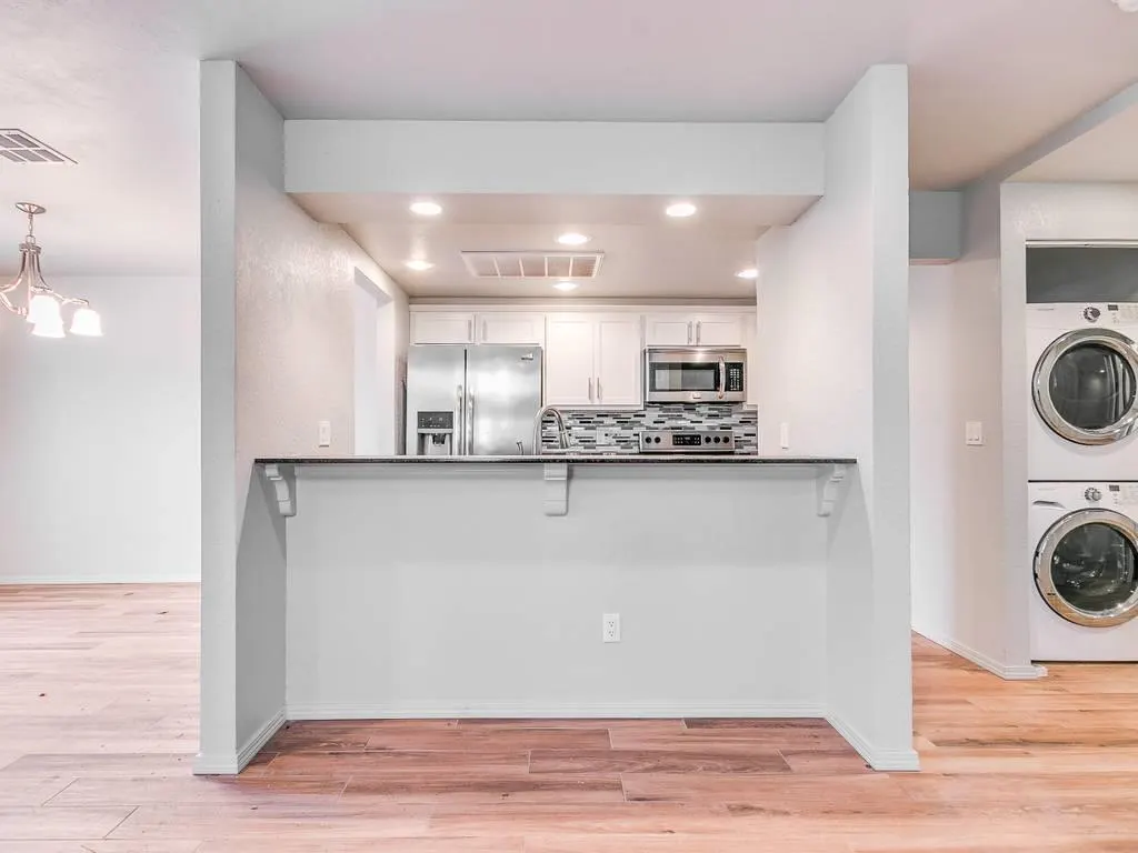 Photo 22 — 931 NW 7th Street 100, Oklahoma City, OK 73106