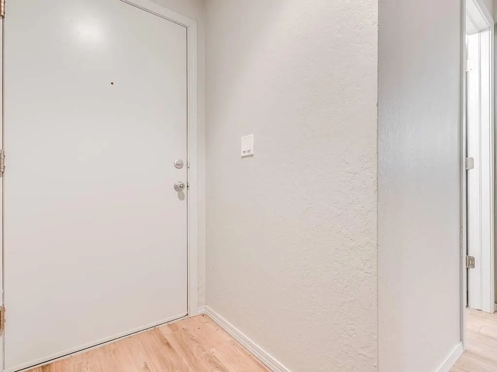 Photo 30 — 931 NW 7th Street 100, Oklahoma City, OK 73106