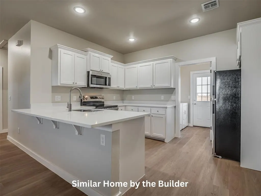 Photo 8 — 112 Sterling Drive, Chickasha, OK 73018
