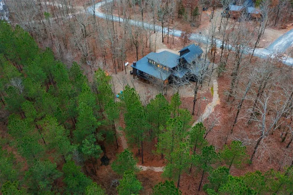 Photo 7 — 303 Whomping Willow Way, Broken Bow, OK 74728