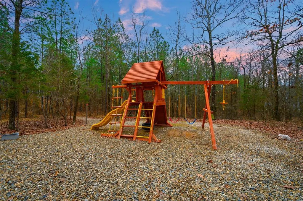 Photo 13 — 303 Whomping Willow Way, Broken Bow, OK 74728