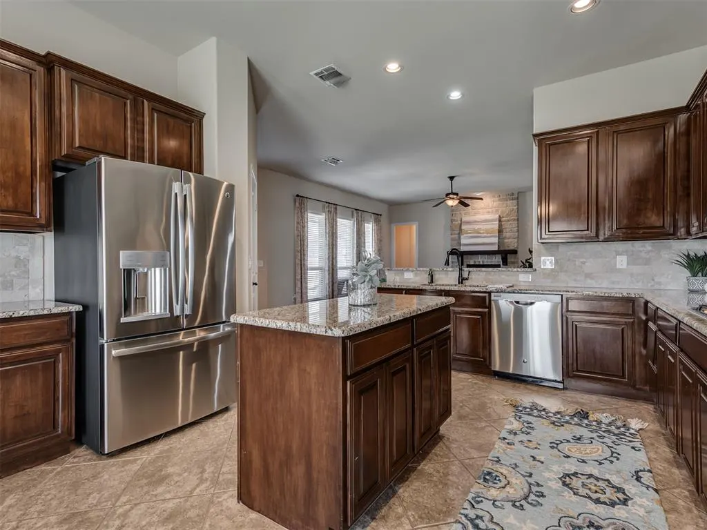 Photo 15 — 927 Fox Drive, Choctaw, OK 73020