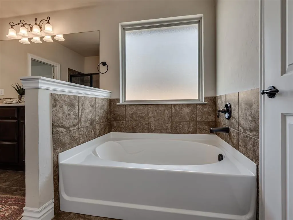 Photo 24 — 927 Fox Drive, Choctaw, OK 73020