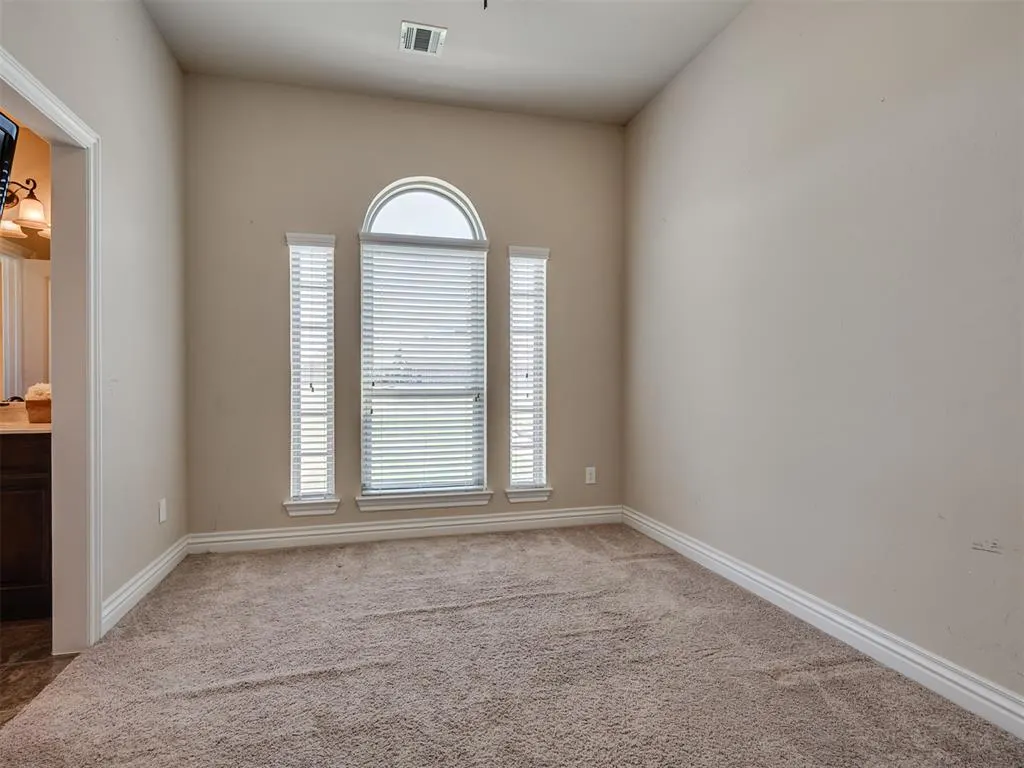 Photo 34 — 927 Fox Drive, Choctaw, OK 73020