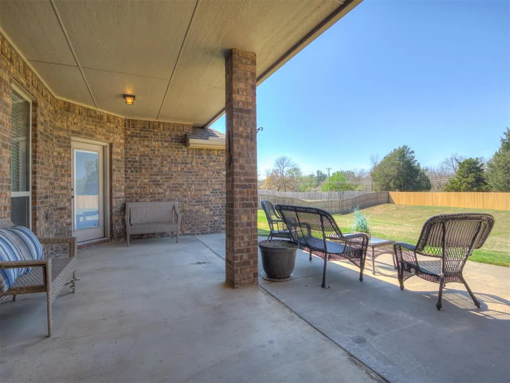Photo 39 — 927 Fox Drive, Choctaw, OK 73020