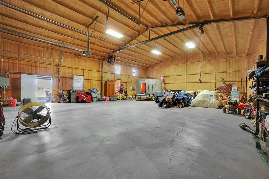 Photo 38 — 606 E 3rd Street, Elk City, OK 73644