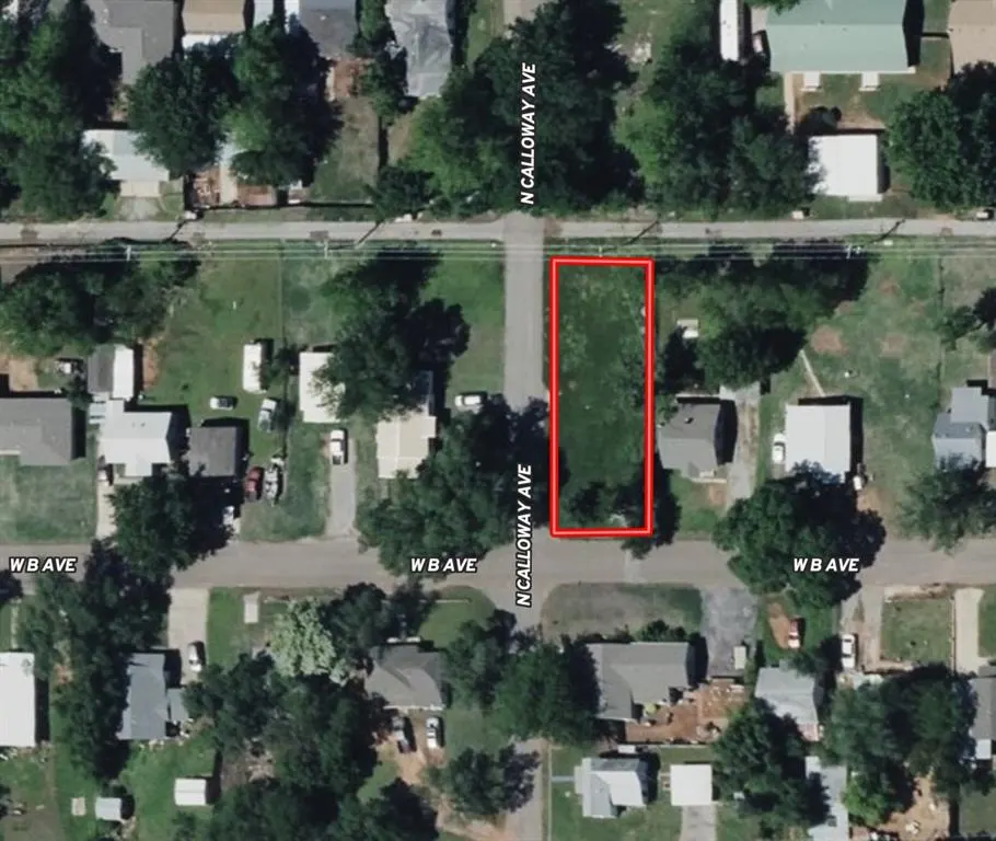 Photo 3 — 825 W B Avenue, Elk City, OK 73644