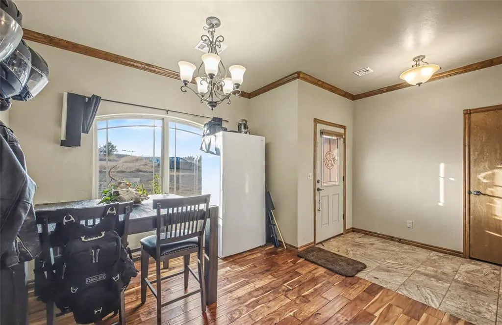 Photo 5 — 12370 Spruce Road, Lindsay, OK 73052