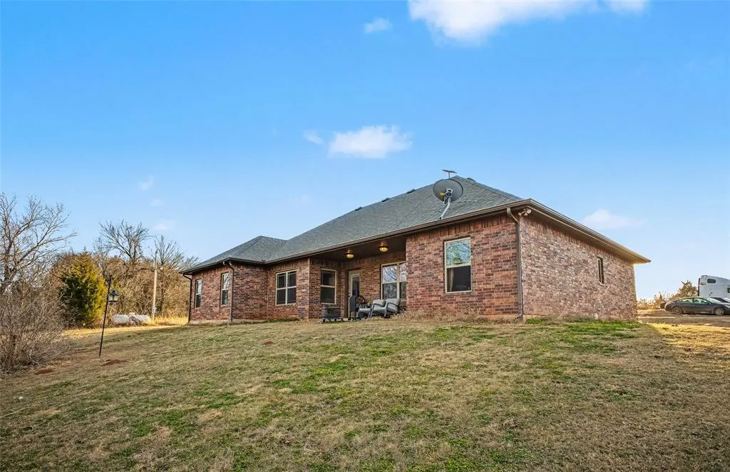 Photo 24 — 12370 Spruce Road, Lindsay, OK 73052
