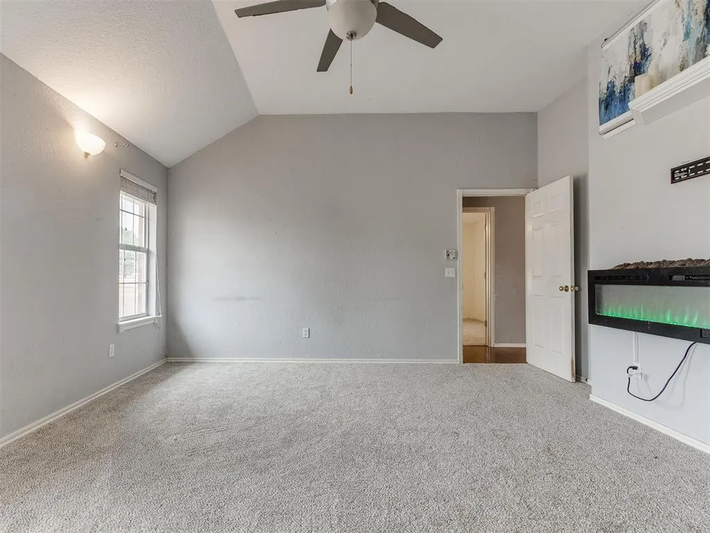 Photo 10 — 5879 Mockingbird Lane, Blanchard, OK 73010