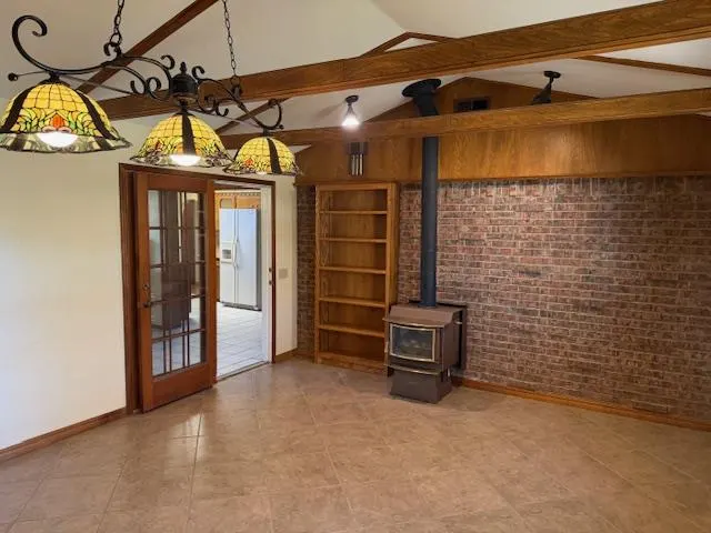Photo 4 — 410 W Creek Street, Lindsay, OK 73052