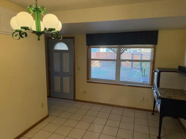 Photo 5 — 410 W Creek Street, Lindsay, OK 73052