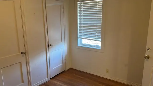 Photo 11 — 410 W Creek Street, Lindsay, OK 73052