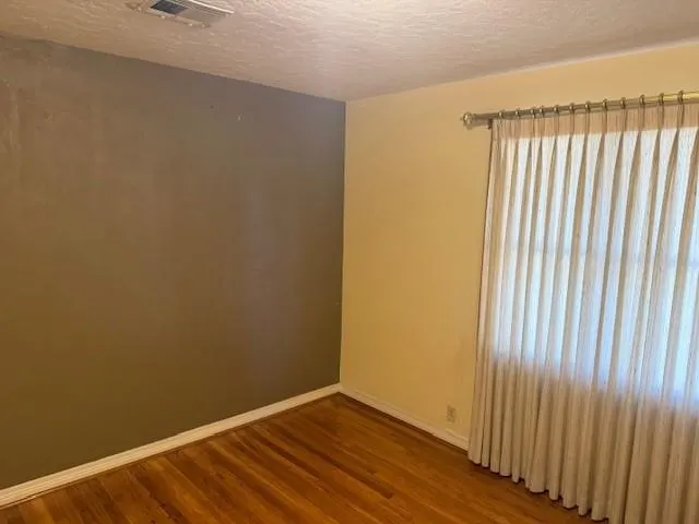 Photo 13 — 410 W Creek Street, Lindsay, OK 73052