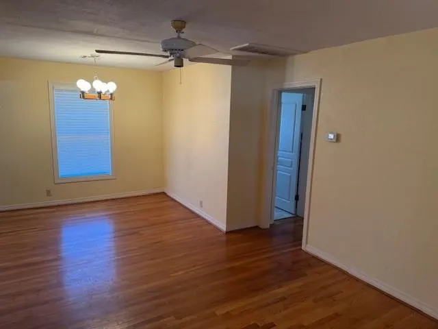 Photo 16 — 410 W Creek Street, Lindsay, OK 73052
