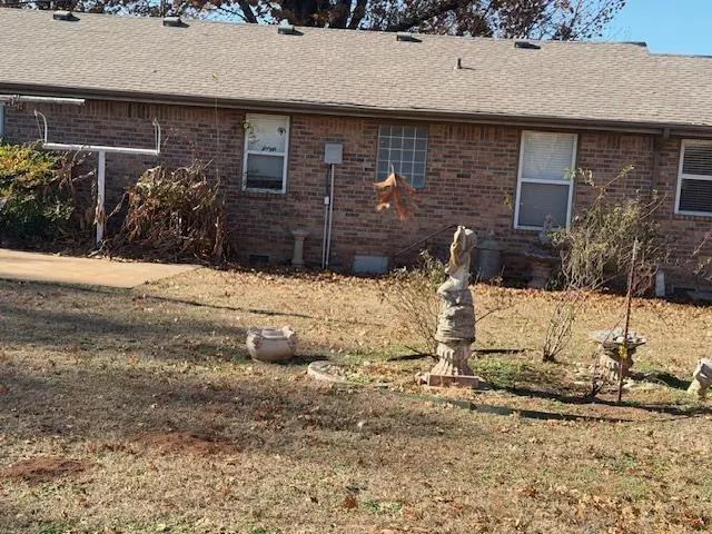 Photo 19 — 410 W Creek Street, Lindsay, OK 73052