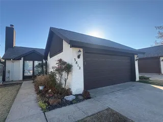 Sold home at 3812 Cobble Circle