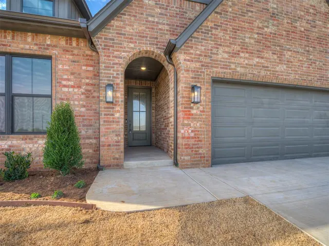 Photo 8 — 6908 NW 150th Terrace, Oklahoma City, OK 73142