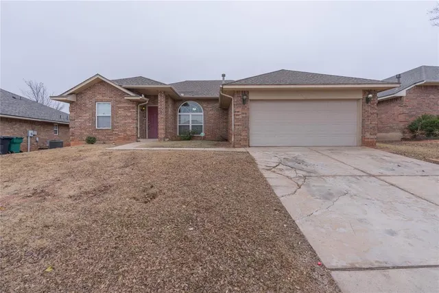 Front exterior — 8016 Breezewood Drive, Oklahoma City, OK 73135