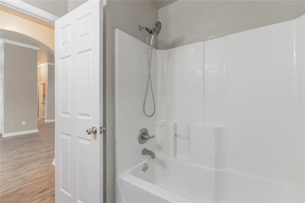 Photo 26 — 8016 Breezewood Drive, Oklahoma City, OK 73135