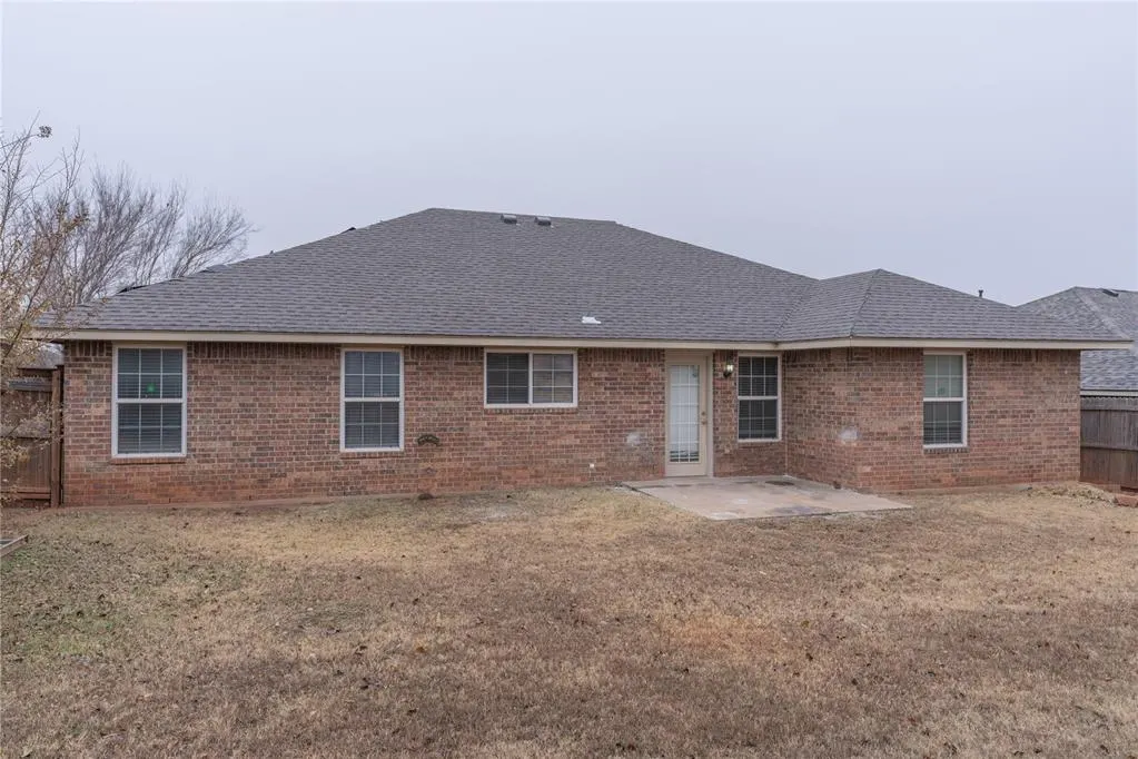 Photo 32 — 8016 Breezewood Drive, Oklahoma City, OK 73135