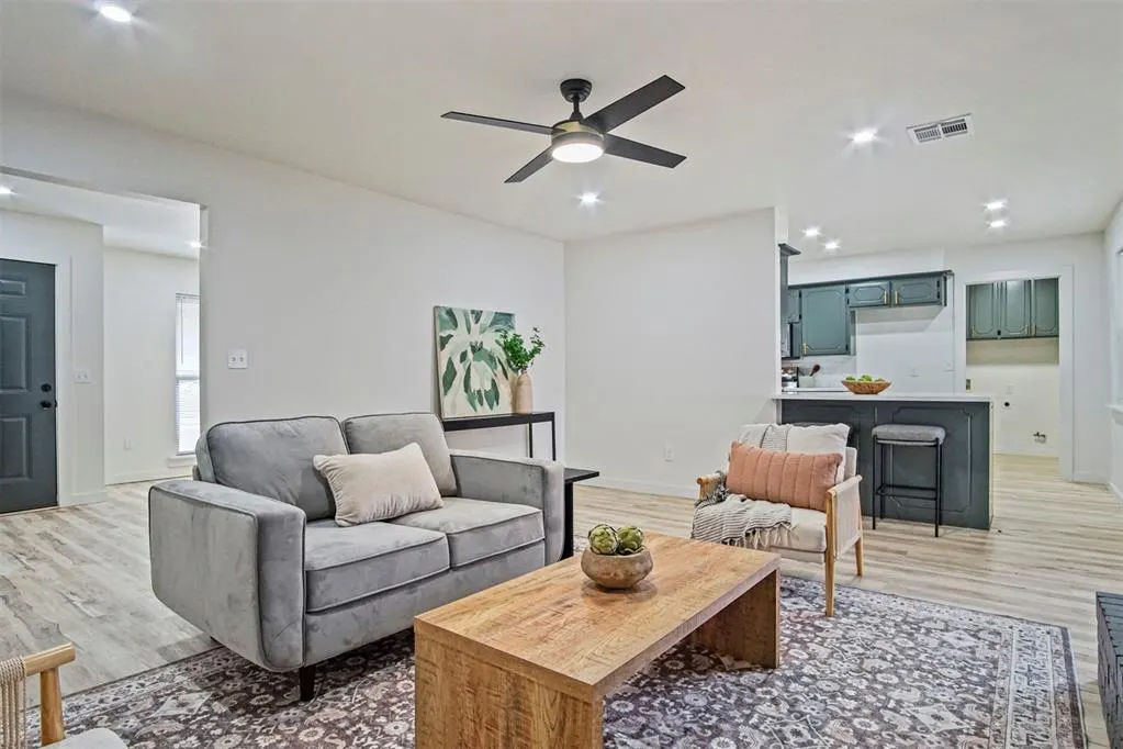 Photo 2 — 2509 NW 111th Street, Oklahoma City, OK 73120