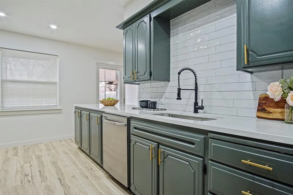 Photo 4 — 2509 NW 111th Street, Oklahoma City, OK 73120