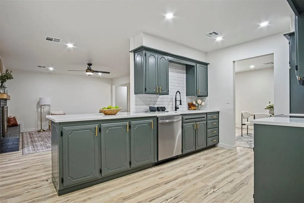 Photo 13 — 2509 NW 111th Street, Oklahoma City, OK 73120