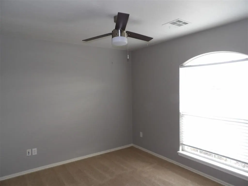 Photo 6 — 4405 Apple Blossom Circle, Moore, OK 73160