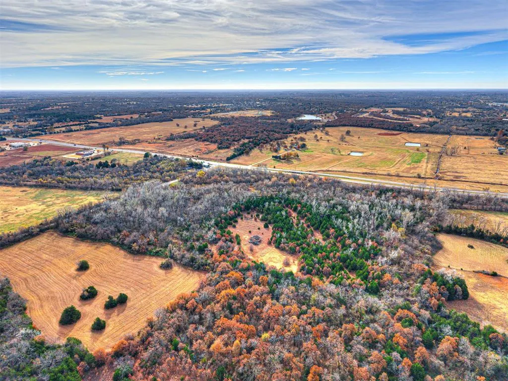 Photo 15 — UNPLTD PT SW4 SEC 24 12N 1W SE4 OF SW4 LESS RR & L, Choctaw, OK 73020